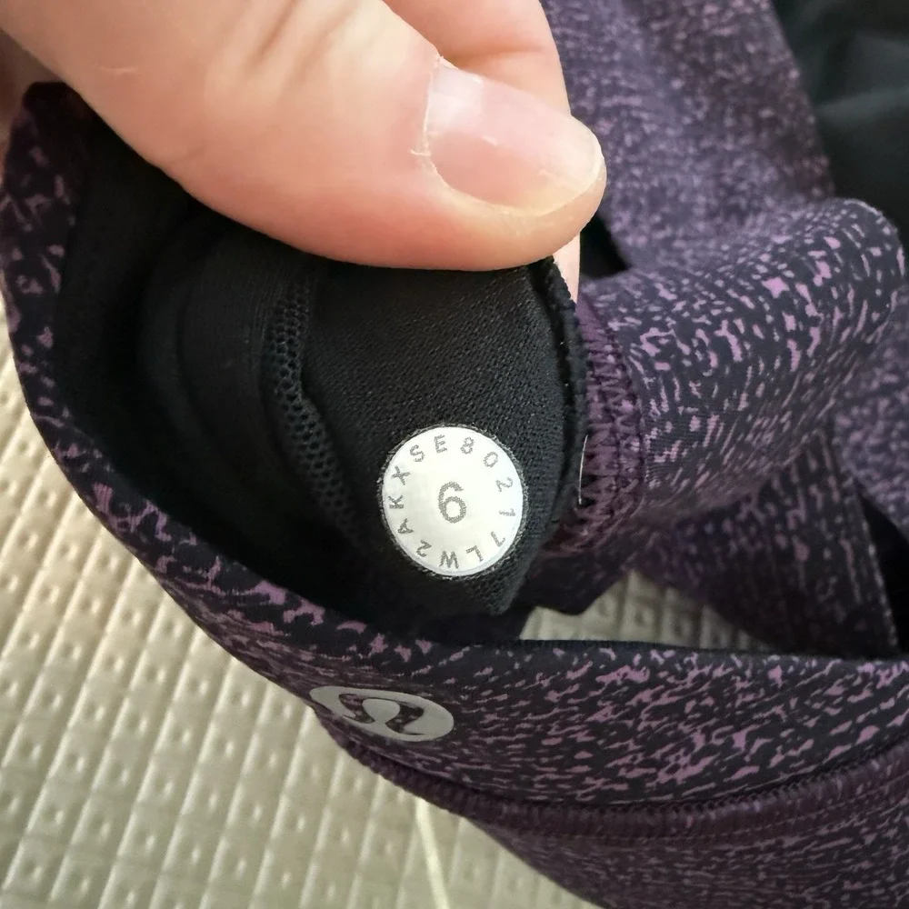lululemon athletica excellent preowned